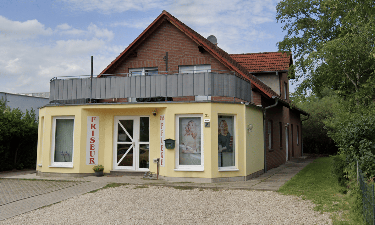 Eigentumswohnung mit Terrasse und Stellplatz in Burgwerben, 6667 Weißenfels