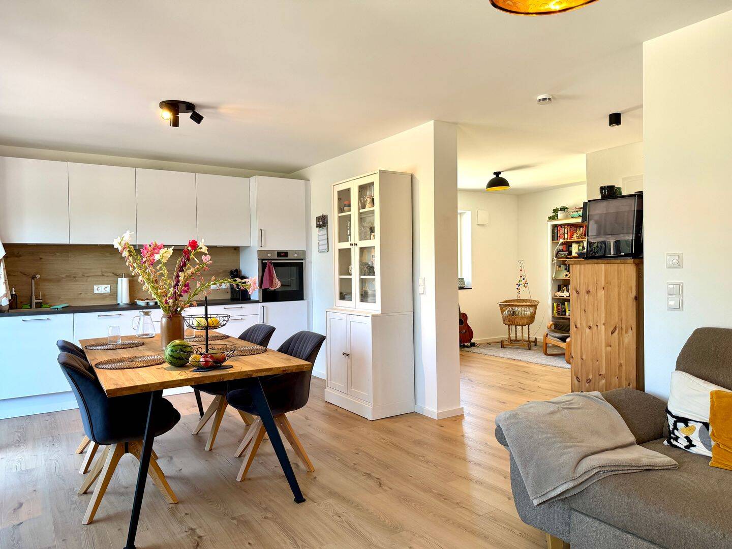 Großzügige Neubau Maisonette-Wohnung in Bestlage, 83209 Prien a. Chiemsee (Prien)