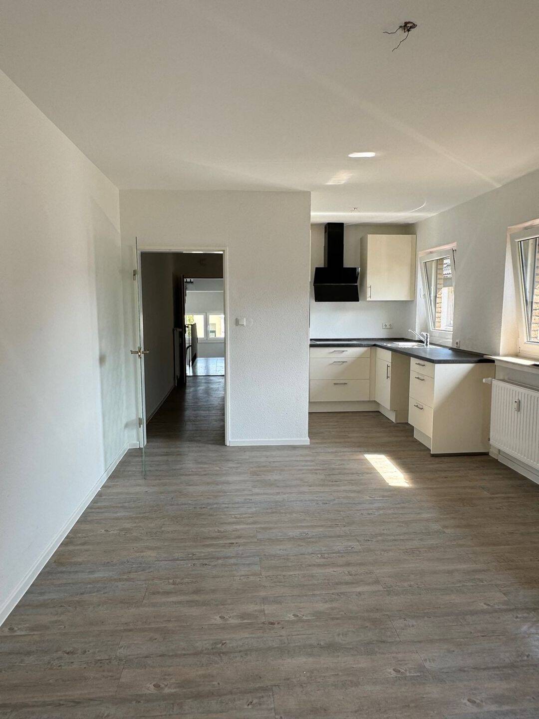 Modernisiert und vermietet – attraktive Eigentumswohnung mit Tageslichtbad und Balkon, 26121 Oldenburg (Oldb) (Bürgerfelde Innenstadt Wechloy)