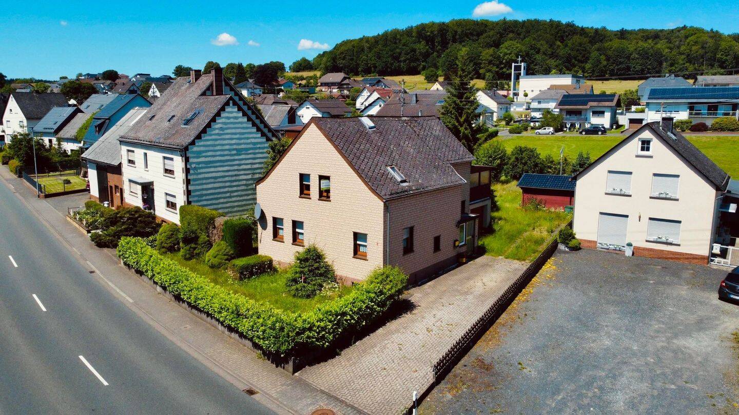 Großzügiger Garten trifft auf großes Potential., 56459 Rothenbach
