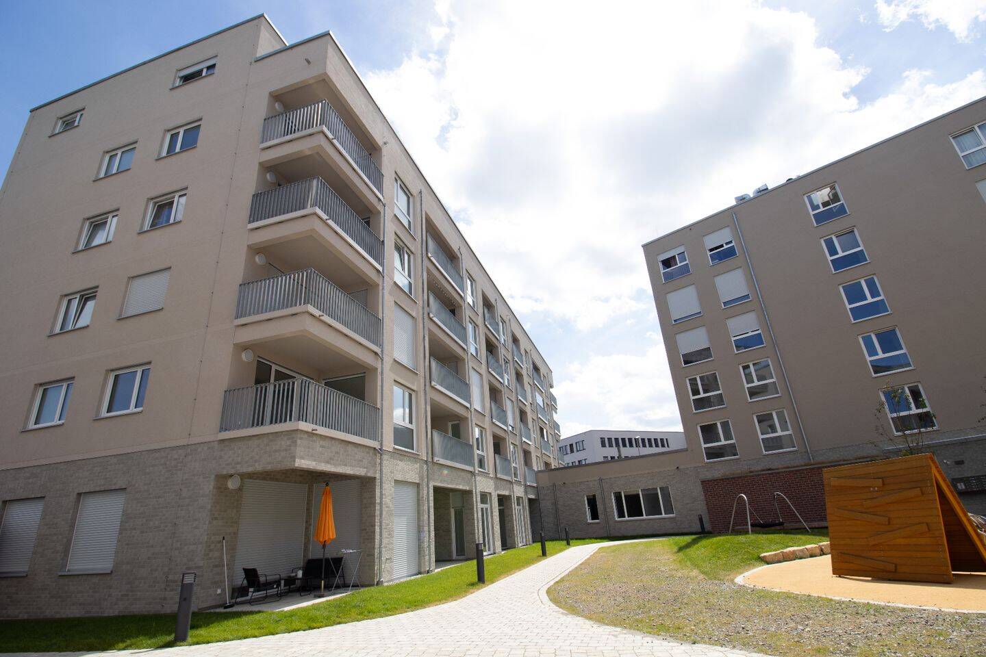 ++ ab sofort! ++ Preisgedämpfte 3-Zimmerwohnung verfügbar, 73614 Schorndorf