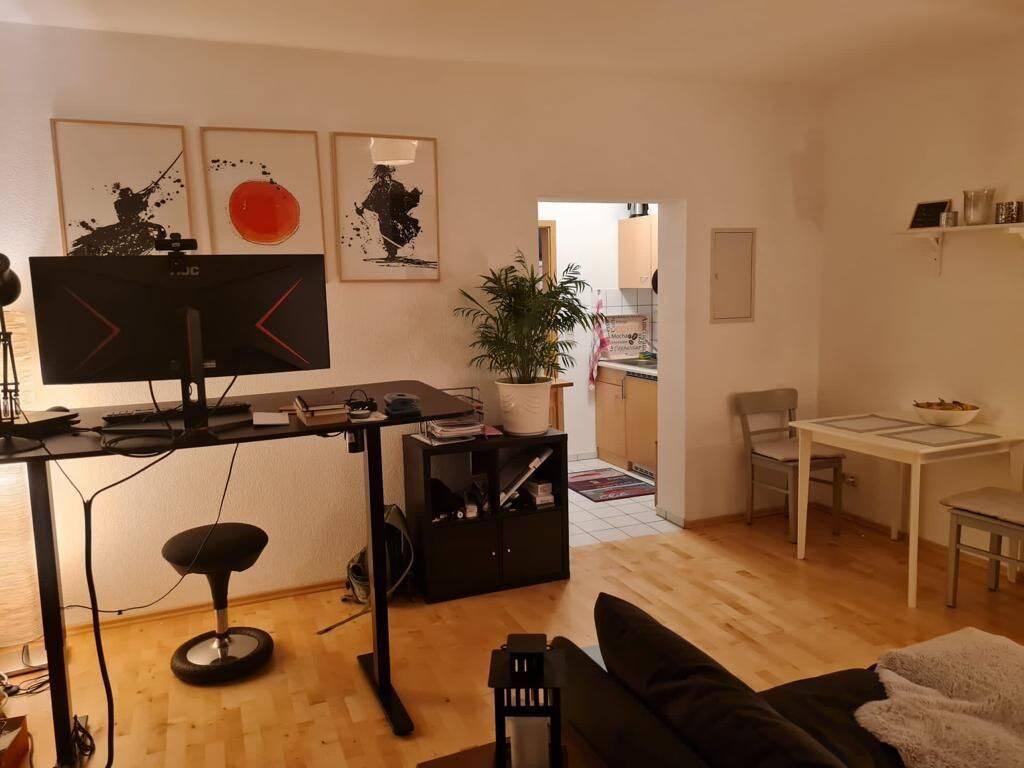 Ruhig und zentral: 2-Zimmer-Wohnung in Erlangen, 91054 Erlangen (Burgberg Erlangen-Nord Erlangen-Ost Innenstadt Sieglitzhof)