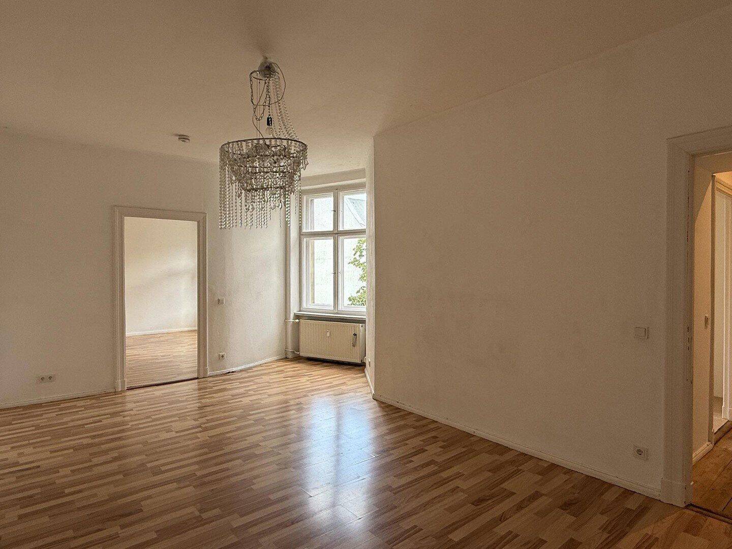 Bezugsfreie helle 2-Zimmer QG Altbauwohnung in der Nähe vom Schloss Charlottenburg (provisionsfrei), 10589 Berlin (Charlottenburg-Wilmersdorf Charlottenburg Kolonie Gerickes Hof)
