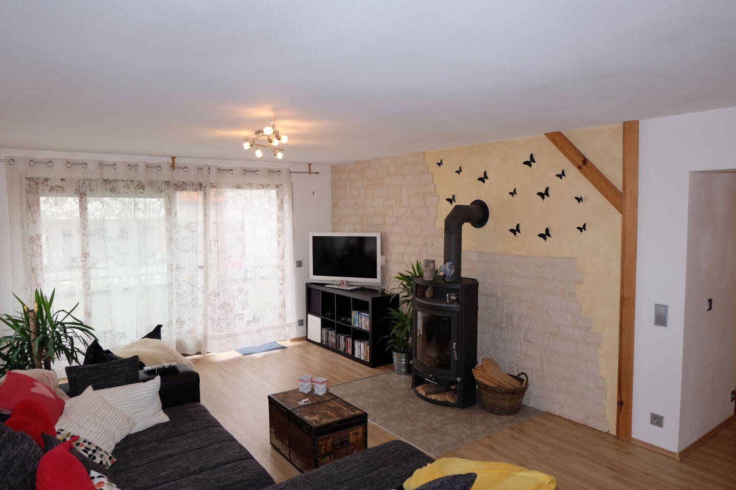 3,5 Zimmerwohnung mit Balkon und Garage, 73760 Ostfildern