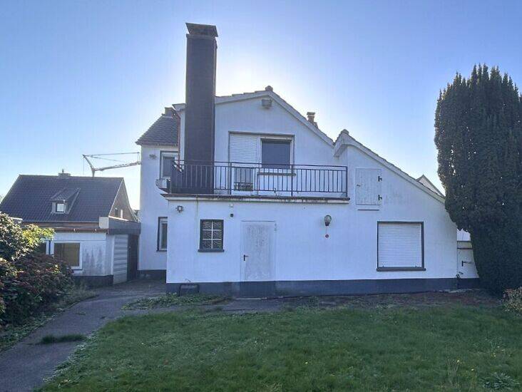 +++ Großes Grundstück. Große Möglichkeiten! +++, 40489 Düsseldorf (Angermund Kaiserswerth Kalkum Lohausen Wittlaer)
