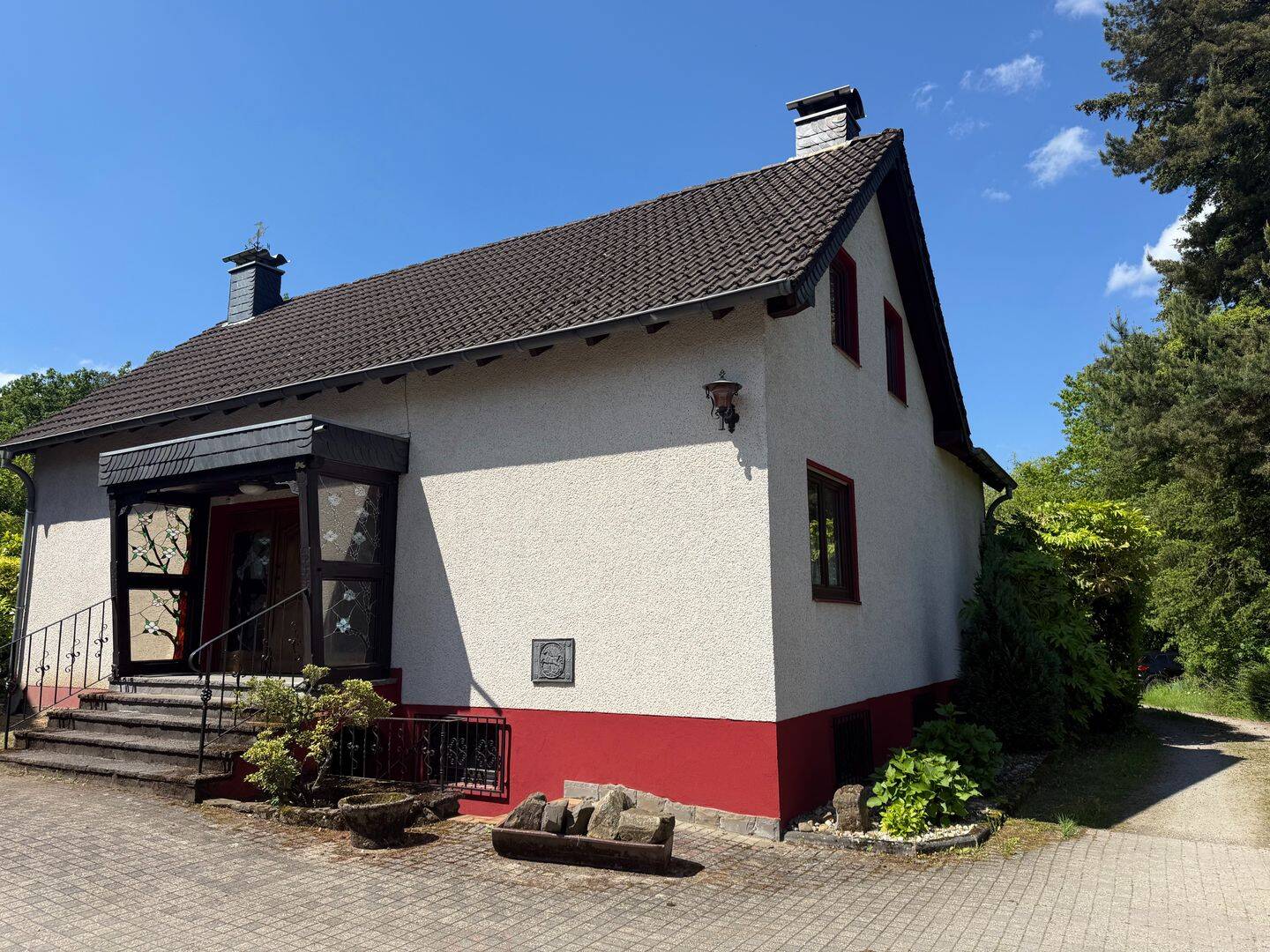 Wohnen im Grünen und trotzdem zentral! Modernisiert, Kamin, Sauna u.v.m, 51429 Bergisch Gladbach