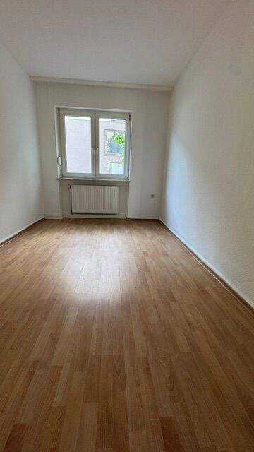 3 ZKB, 2 Balkon 1.OG re Metzerstr. 28, 66117 Saarbrücken, 66117 Saarbrücken