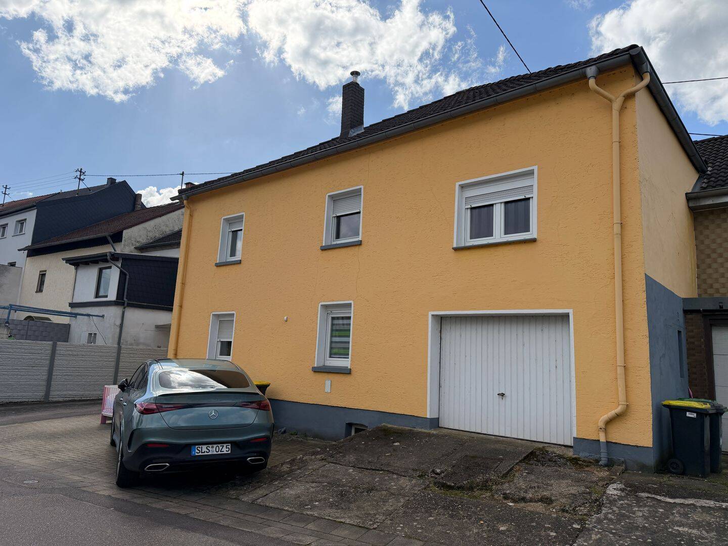 Charmantes Einfamilienhaus mit Garage und Stellplatz, 66780 Rehlingen-Siersburg