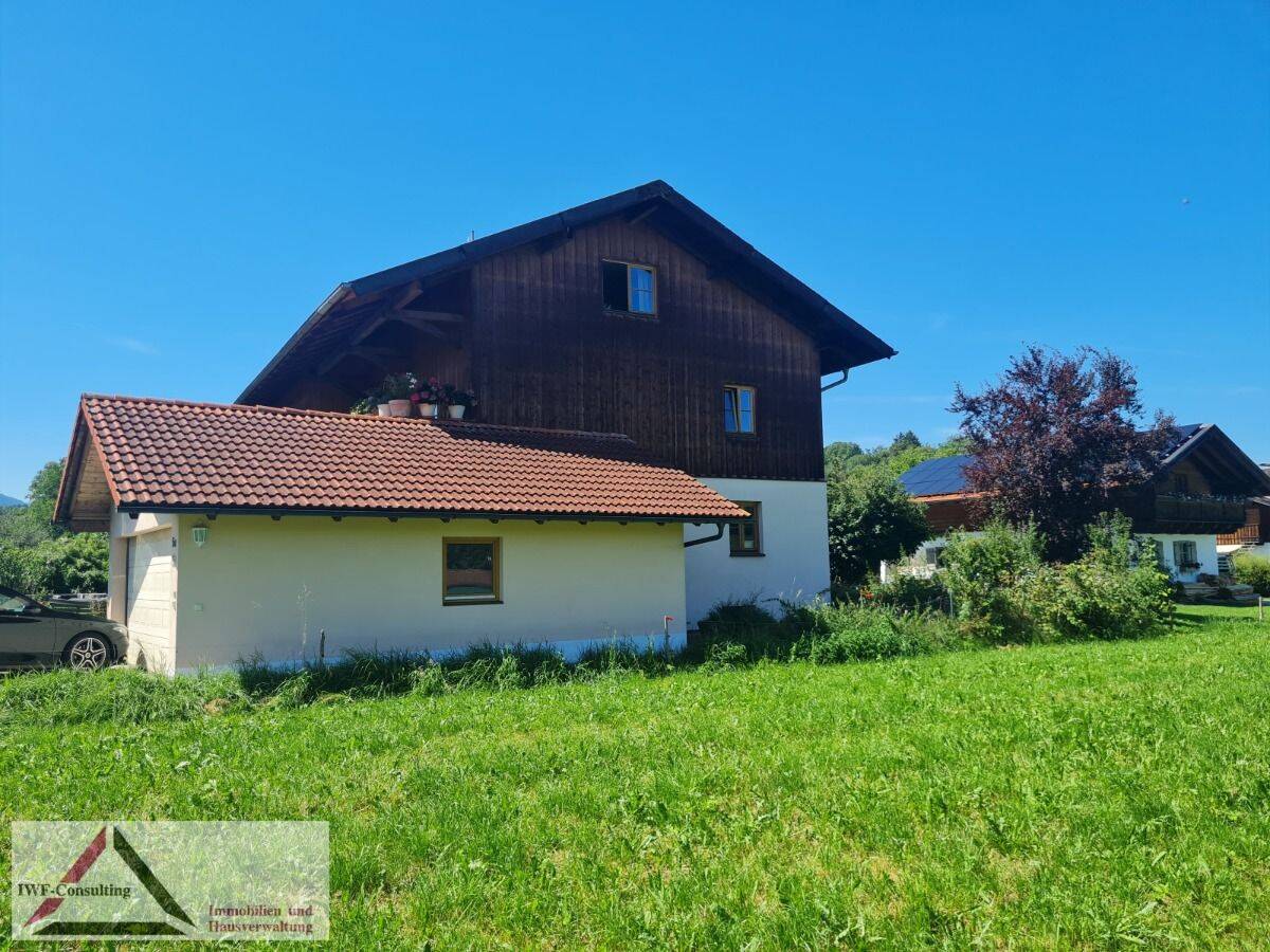 Modernisiertes MFH mit Bergblick – Chiemsee – voll vermietet, 83233 Bernau a. Chiemsee (Bernau)