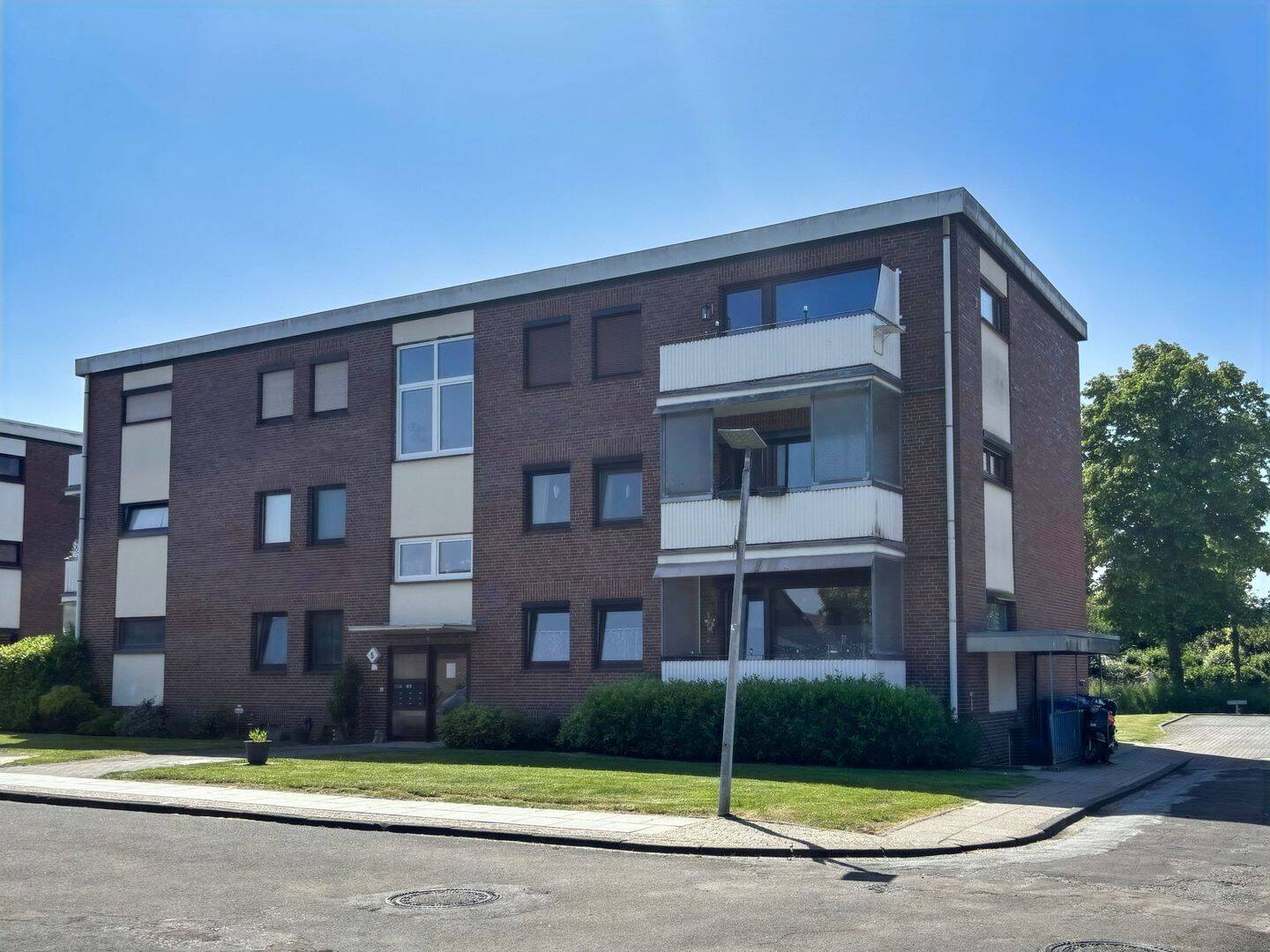 ETW mit schönem Balkon in Brake/Oberhammelwaden !, 26919 Brake (Unterweser)