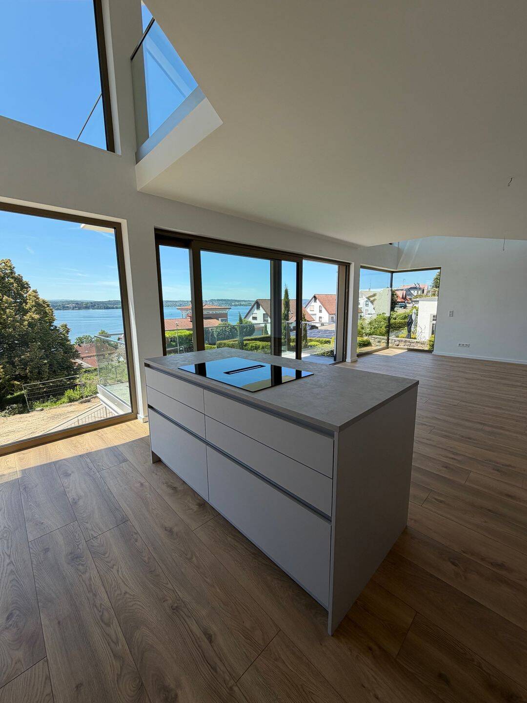 Mietwohnung, 5,5 Zimmer, 233 m², in Uhldingen-Mühlhofen, 88690 Uhldingen-Mühlhofen