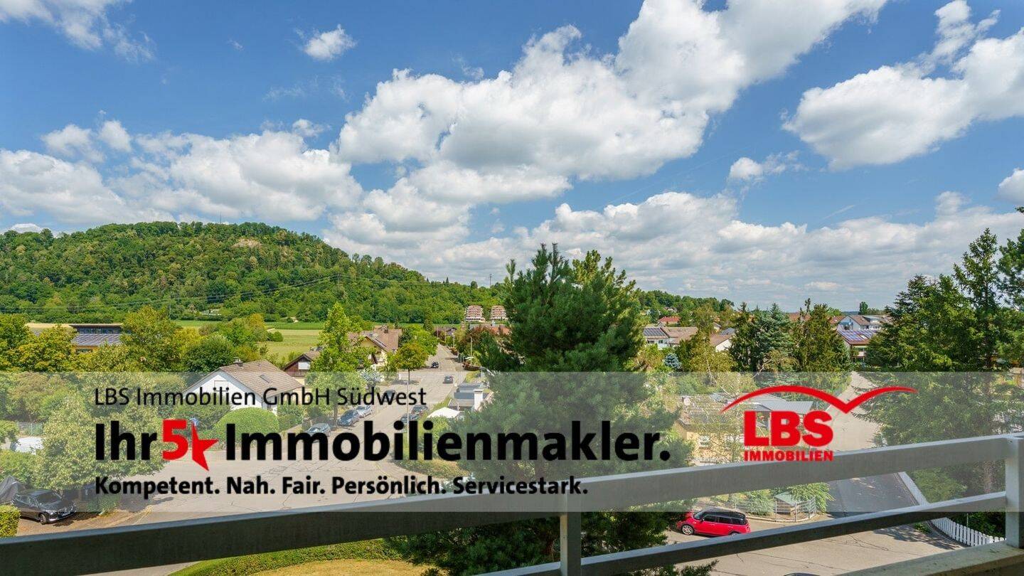Über den Dächern: Helle 2-Zimmer-Wohnung in Rielasingen-Worblingen!, 78239 Rielasingen-Worblingen