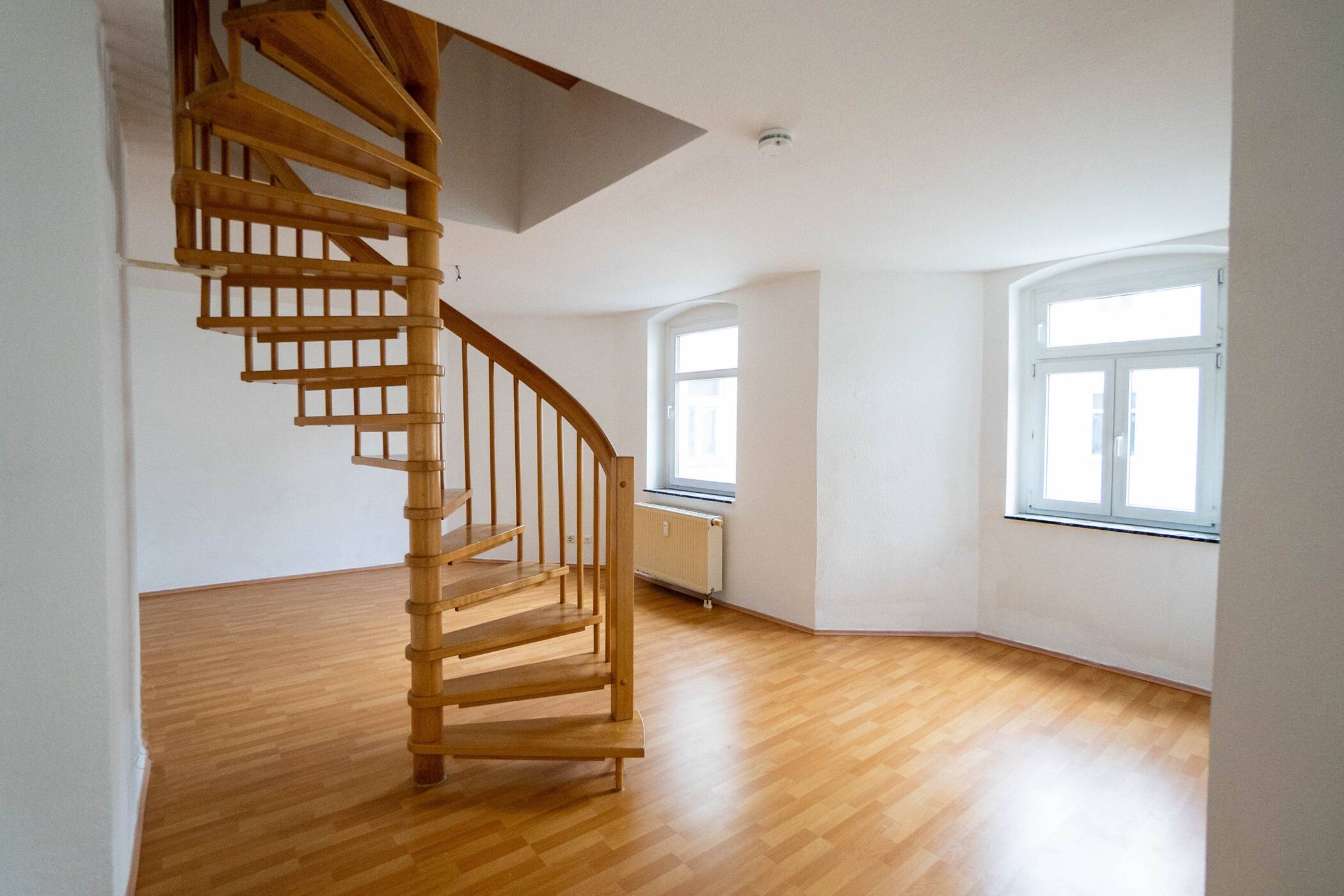 Maisonettewohnung mit Balkon & Tageslichtbad mit Wanne und separater Dusche, 39112 Magdeburg (Leipziger Str. Sudenburg)