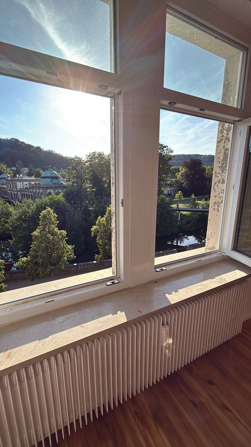 Sanierte Wohnung mit Aussicht und Echtholzparkett, 97688 Bad Kissingen