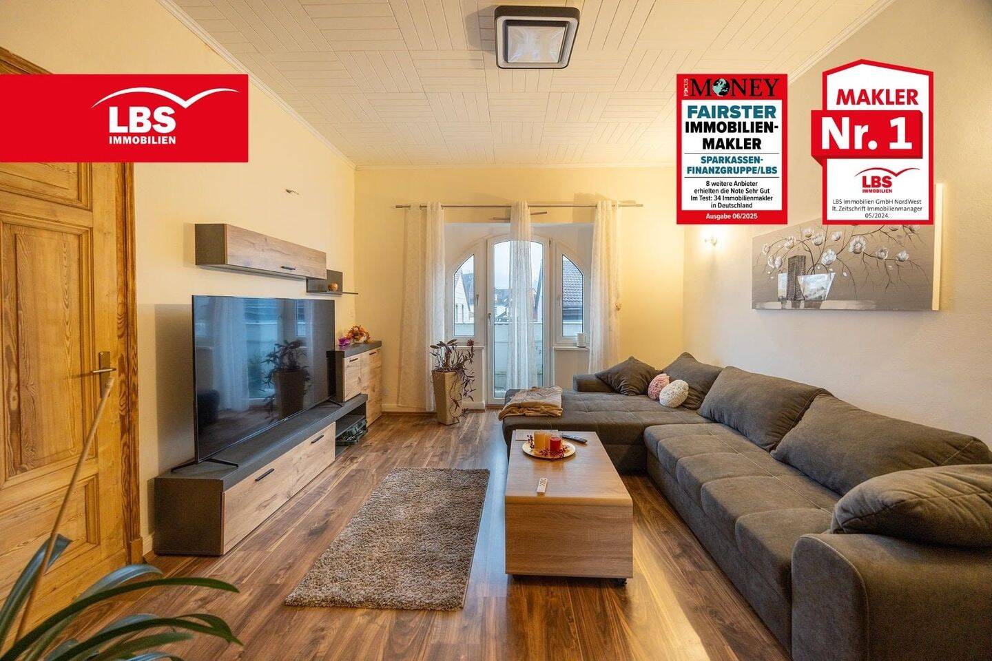 Modernisierte Altbau-Dachgeschoß-Wohnung  mit 2 Parkplätzen & viel Charme!, 58638 Iserlohn