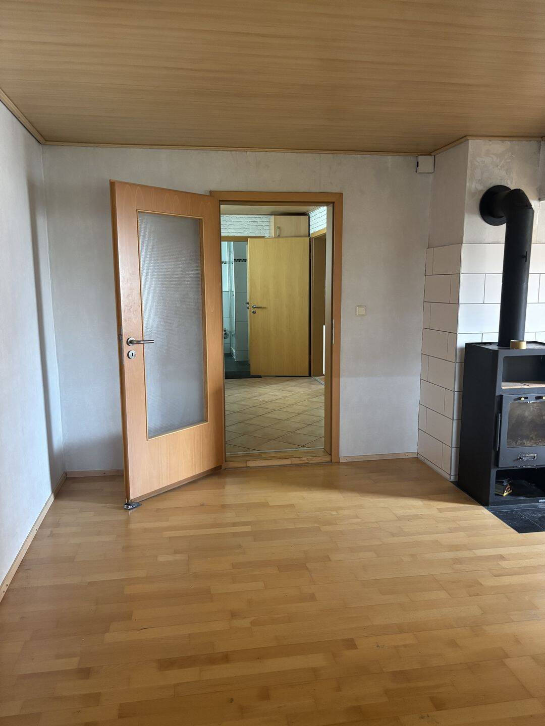 Zweifamilienhaus mit attraktiver Vermietungsperspektive, 76689 Karlsdorf-Neuthard