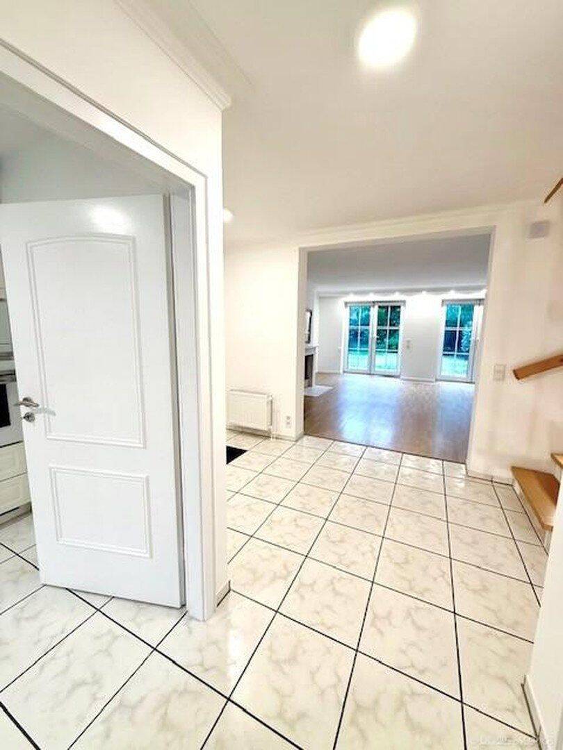 **Lichtdurchflutetes Zuhause in Bestlage von Kaiserswerth**PROVISIONSFREI-VON PRIVAT**, 40489 Düsseldorf (Angermund Kaiserswerth Kalkum Lohausen Wittlaer)