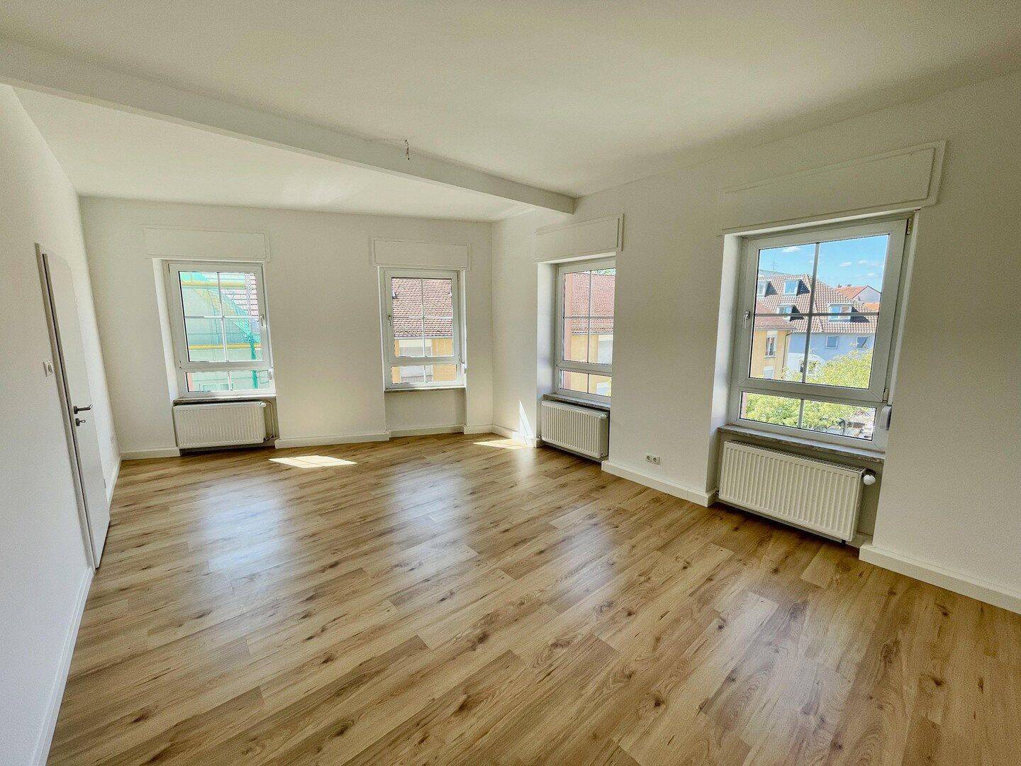 Erstbezug nach Sanierung: 4ZKB in Fußgängerzone, 2,70m Deckenhöhe – Haustechnik komplett neu, 76829 Landau in der Pfalz