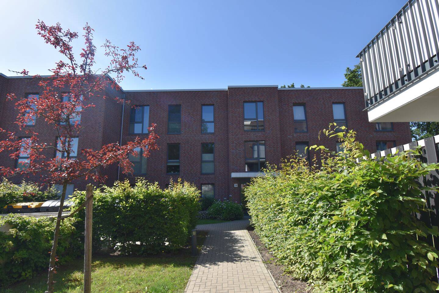 Großzügige 4-Zimmer-Terrassenwohnung zu vermieten!, 25436 Uetersen