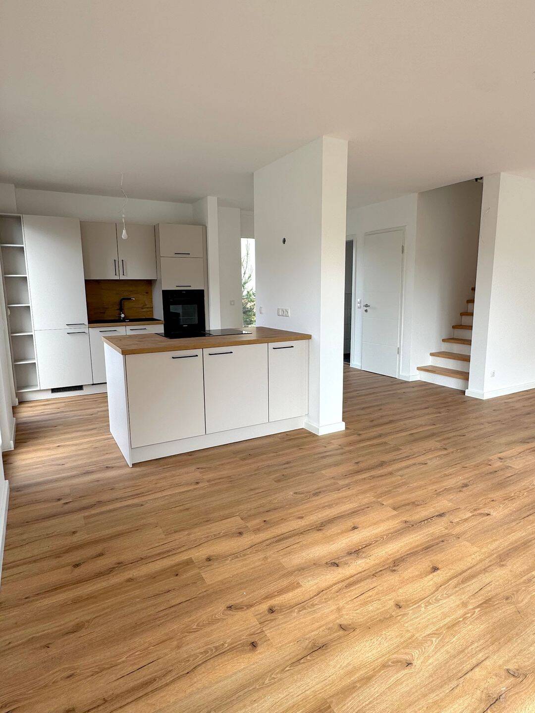 Stilvoller Wohntraum – Neubau Einfamilienhaus in begehrter Lage, 31582 Nienburg (Weser)