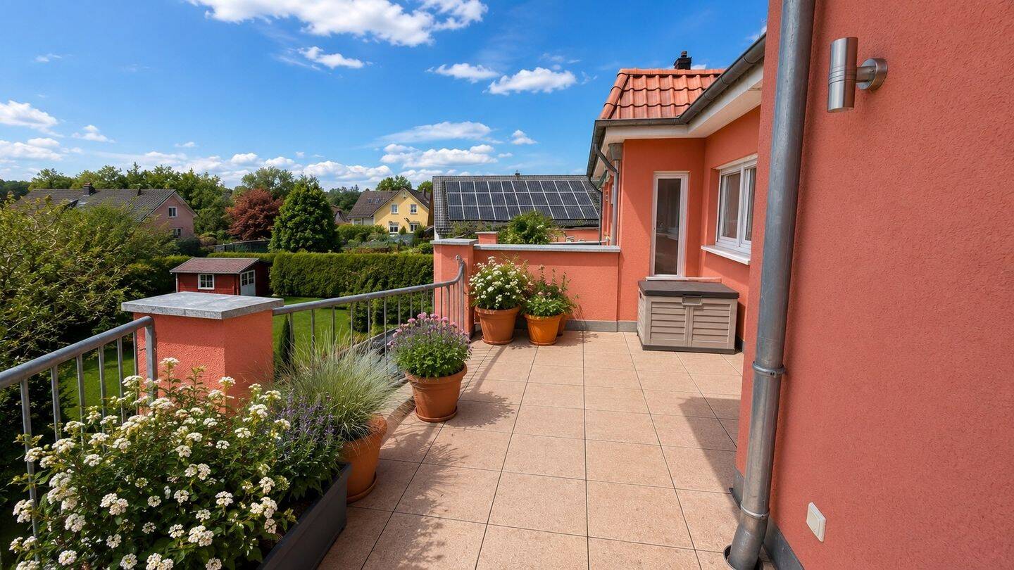 JÄGERSRUH – EXKLUSIVE MAISONETTE-WOHNUNG AUF 3 EBENEN, 95028 Hof (Haidt Innenstadt Jägersruh Leimitz)