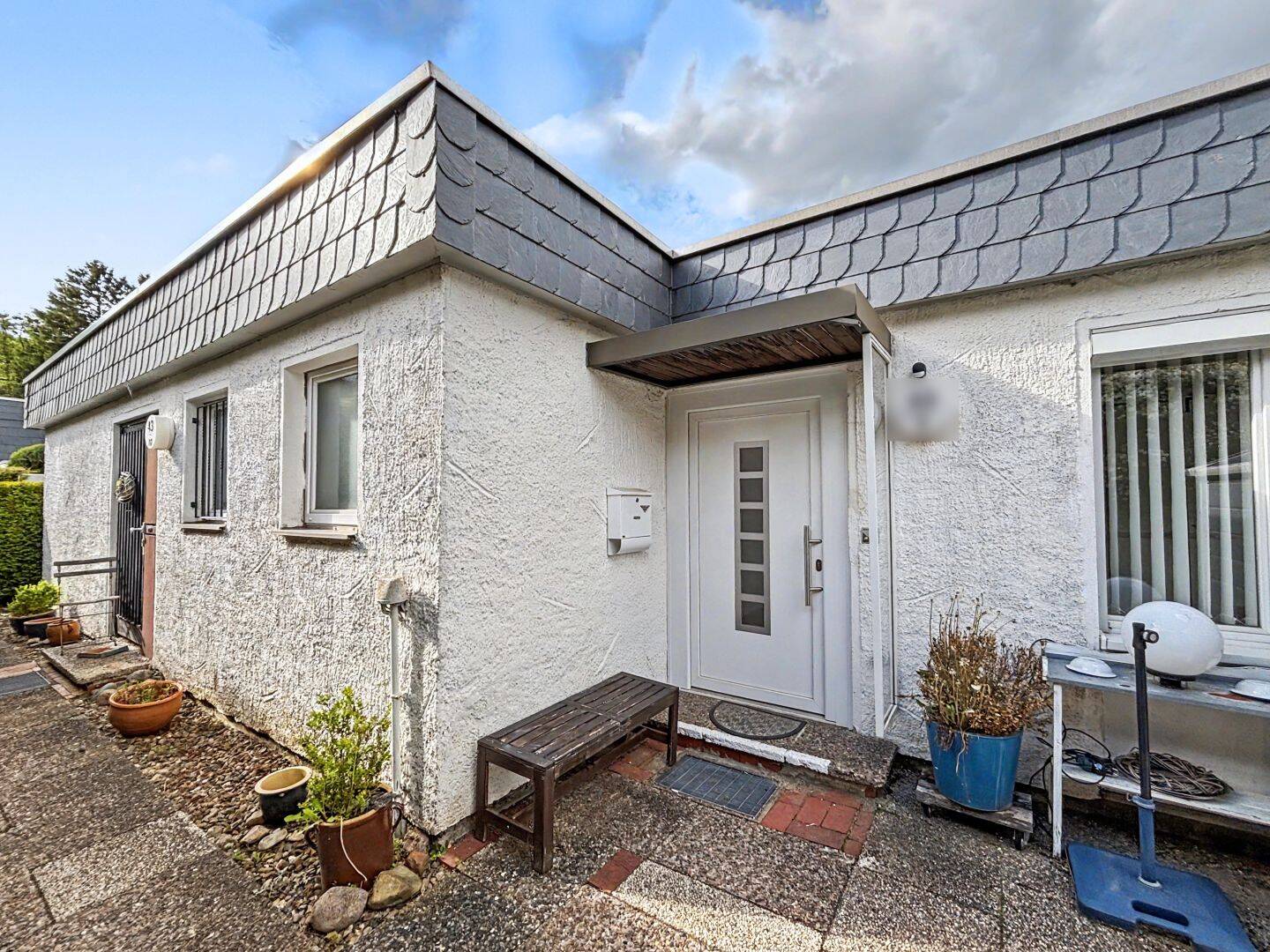 Attraktive 4-Zimmer-Wohnung mit Terrasse in begehrter Lage von Bad Harzburg, 38667 Bad Harzburg