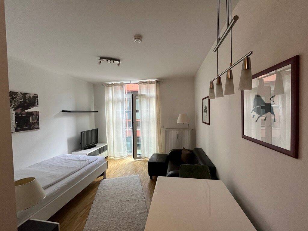Modernes möbliertes Apartment mit Dachterrasse & Gym in Top-Lage München, 80804 München (Schwabing-Freimann Schwabing-West)