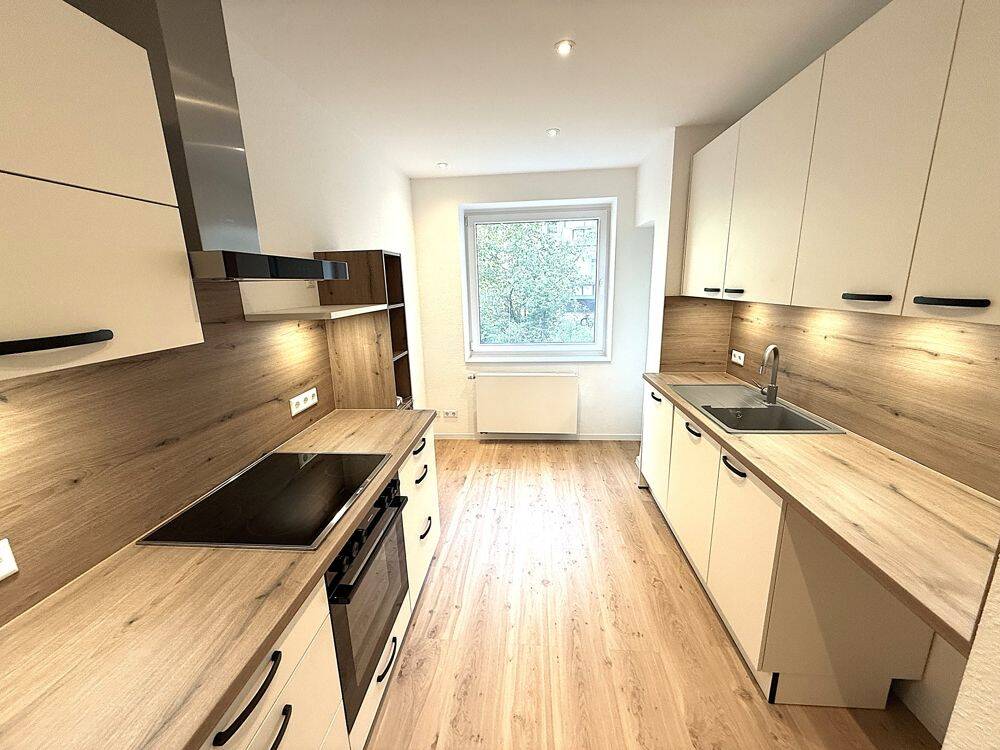 Erstbezug! Kernsanierte 2 Zimmerwohnung in Maschseenähe…, 30173 Hannover