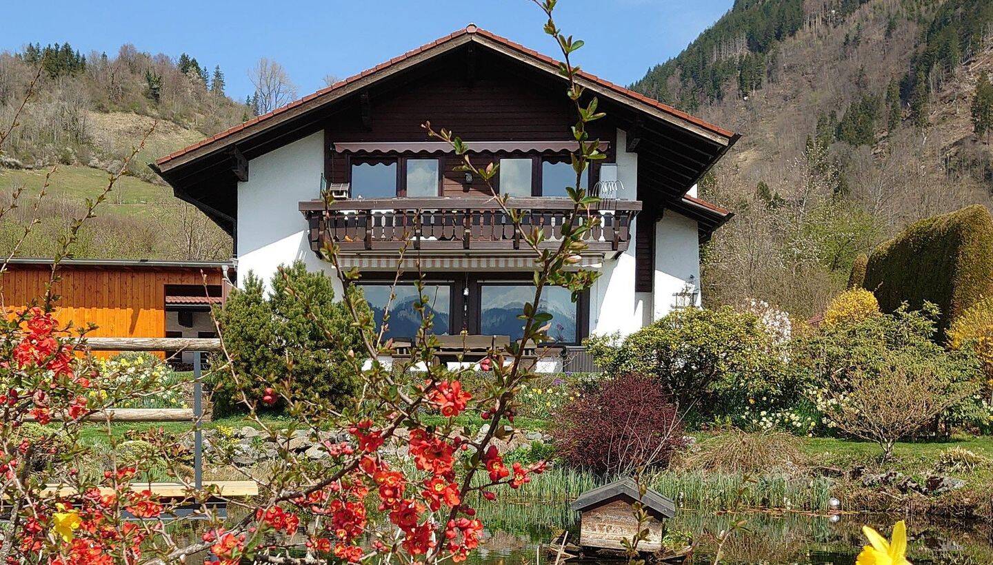 Exklusives Landhaus mit Einliegerwohnung in bevorzugter Lage von Burgberg i. Allgäu, 87545 Burgberg i. Allgäu