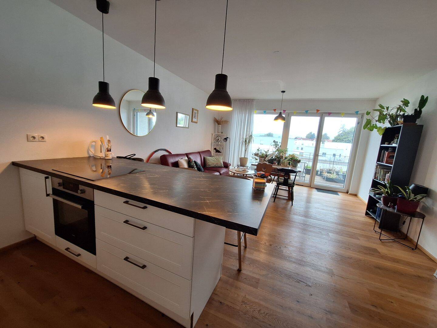 Helle 2 Zi. Whg 61 m², Küche, gr. Südbalkon, Tiefgarage, 87448 Waltenhofen