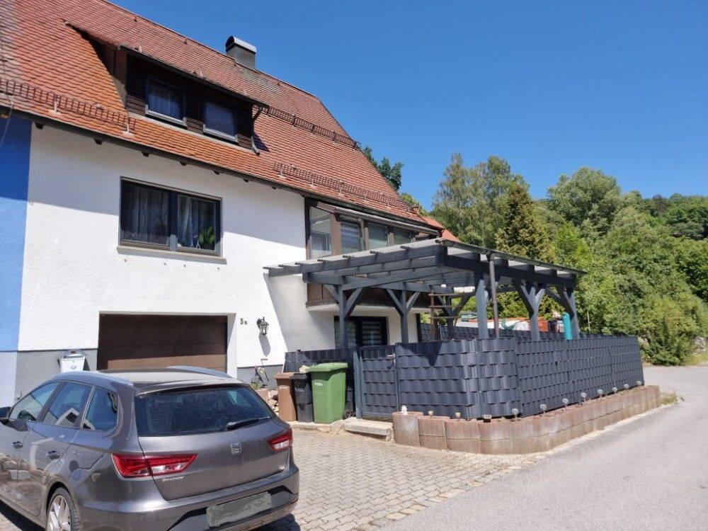Naturnah und idyllisch wohnen … Modernisierte Doppelhaushälfte mit integrierter Garage …, 91224 Pommelsbrunn