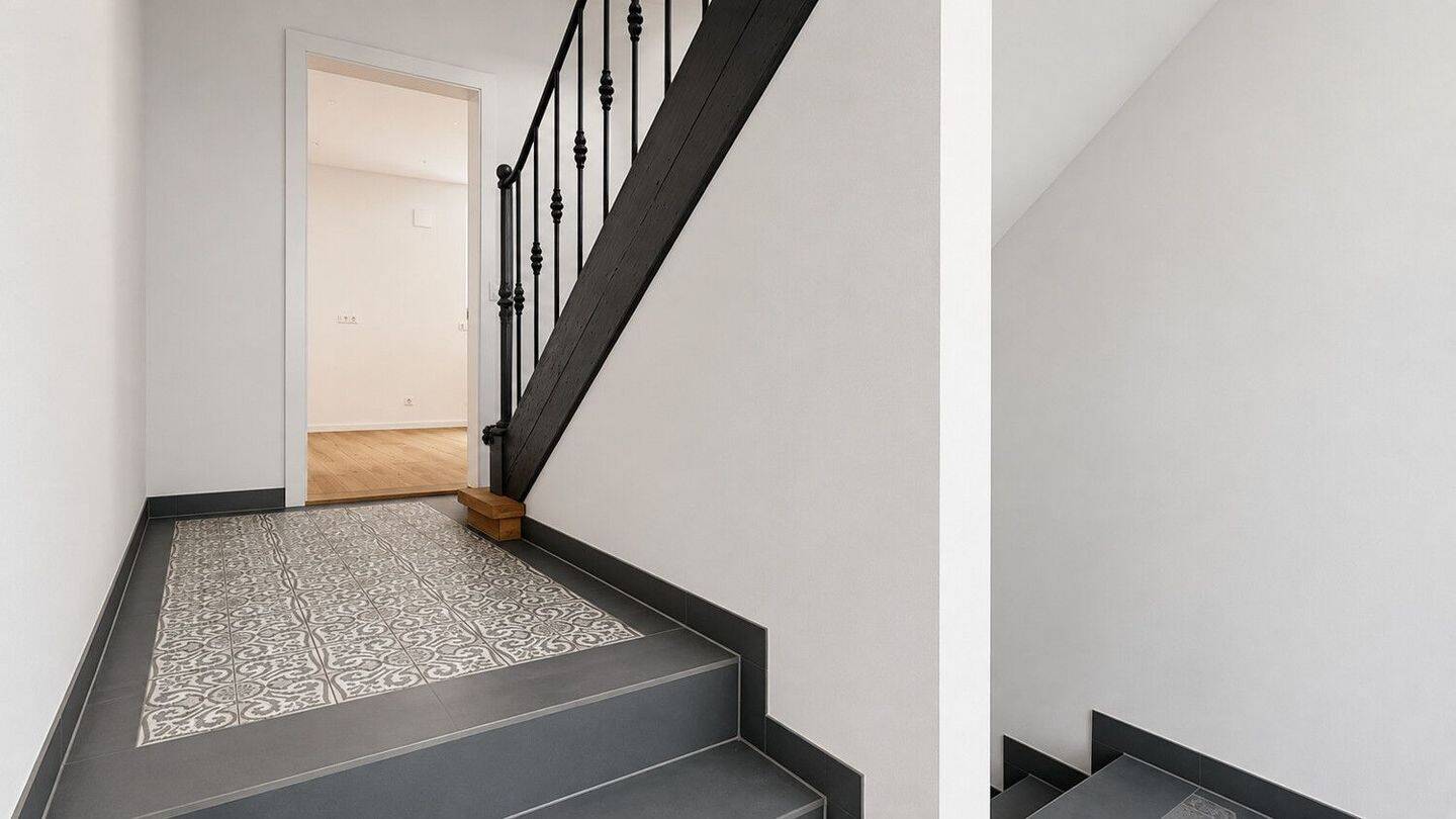 Kernsaniertes Altbau Ein- bis Dreifamilien-Stadthaus im Erstbezug, 60435 Frankfurt am Main