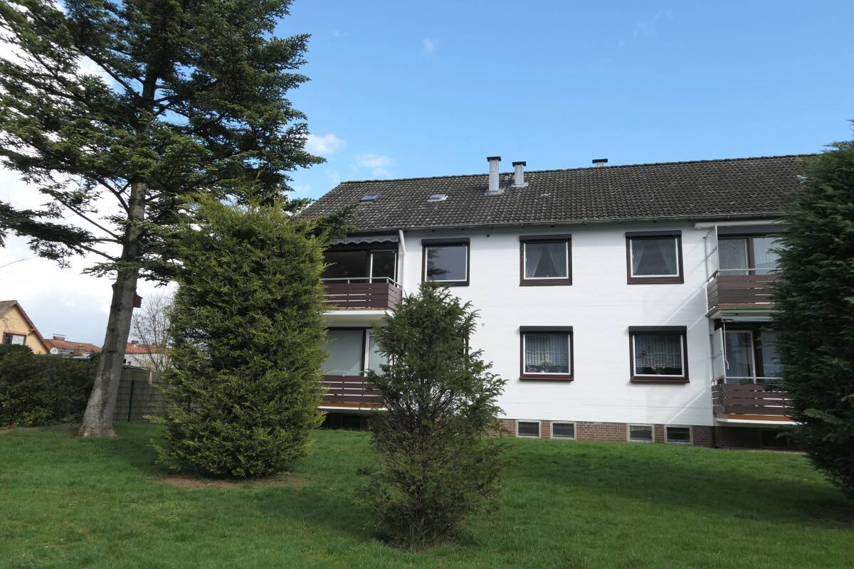 Gut vermietete und top renovierte 2,5- Zimmer ETW mit Süd- West Balkon und Garage in gefragter Lage, 21493 Schwarzenbek