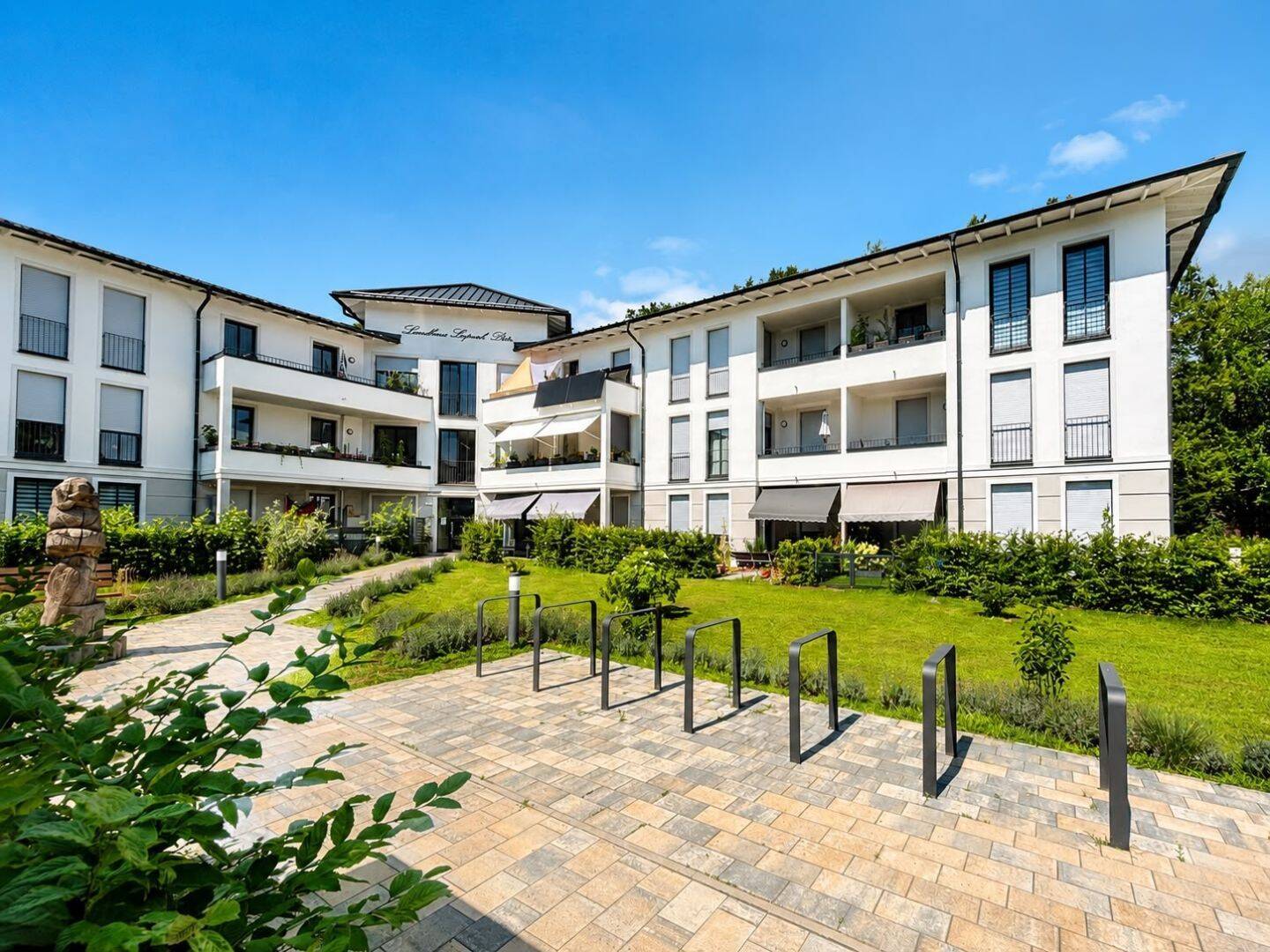 Neuwertige 2-Zimmer-Eigentumswohnung mit Balkon und Tiefgaragenstellplatz in Bestensee, 15741 Bestensee