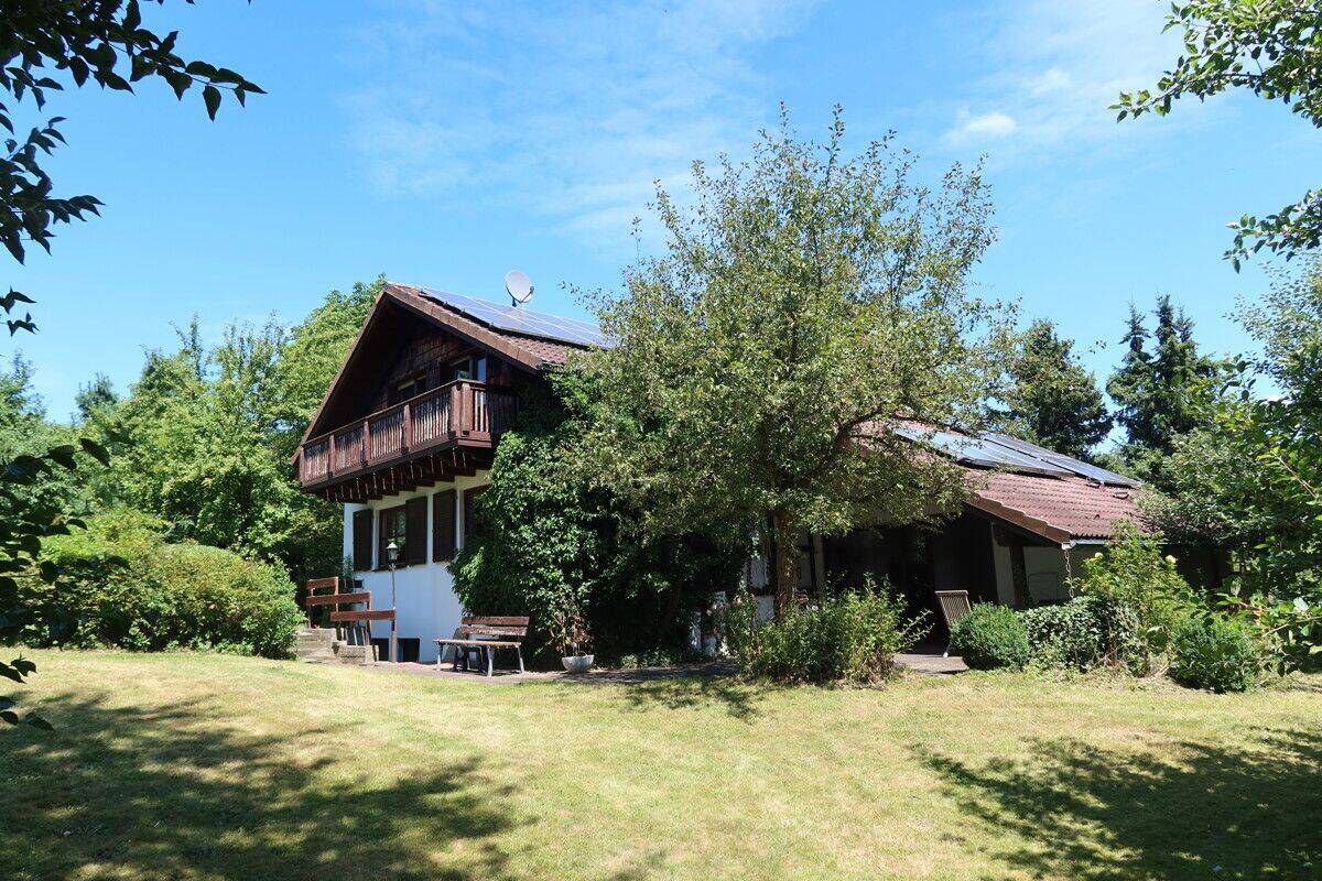 Einfamilienhaus mit Doppelgrundstück in herrlicher Lage, 95189 Köditz