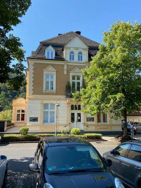 Dachgeschosswohnung in Jungendstilvilla in zentraler Lage, 57548 Kirchen (Sieg)