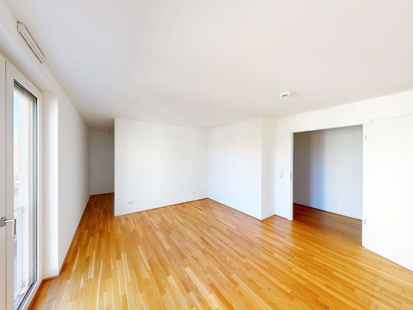 Ruhig gelegene 2-Zimmer-Wohnung mit Terrasse und perfekter Anbindung, 60435 Frankfurt am Main