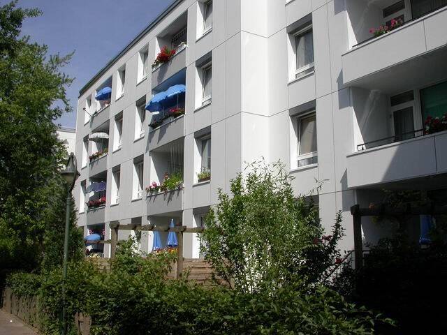 3-Zimmer-Wohnung in Düsseldorf Garath mit Garten ab 16.09.2026, 40595 Düsseldorf (Benrath Garath Hellerhof Urdenbach)