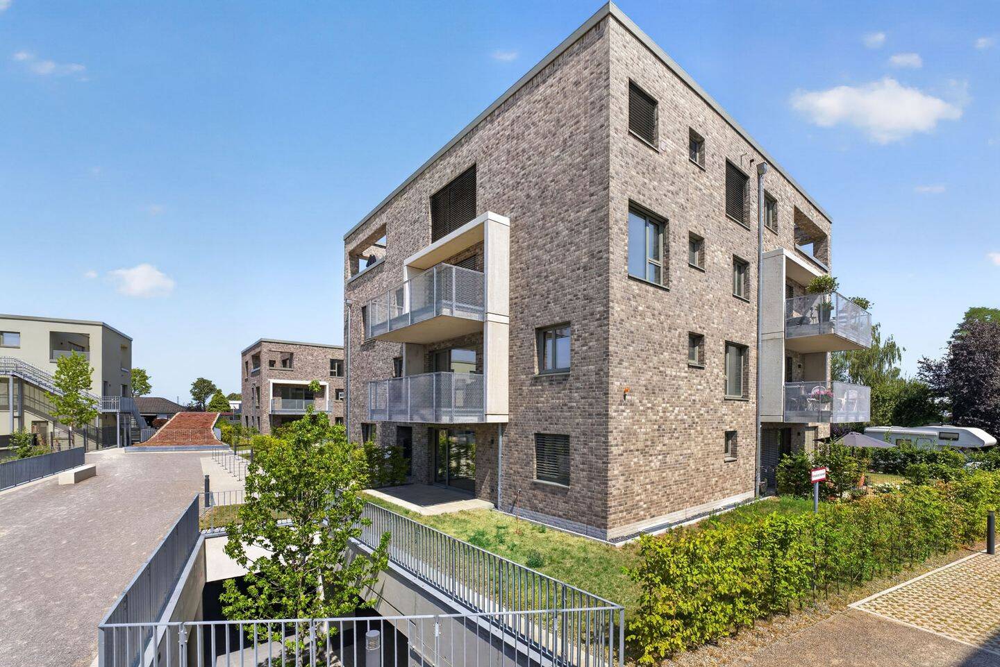 WIDOliving – Neubau-Erstbezug mit umlaufendem Garten
