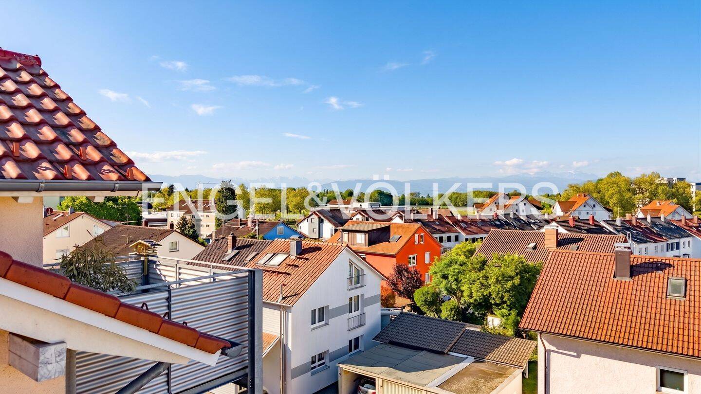 Gepflegte 3-Zimmer-DG-Wohnung mit Aussicht in beliebter Seegemeinde Kressbronn, 88079 Kressbronn am Bodensee