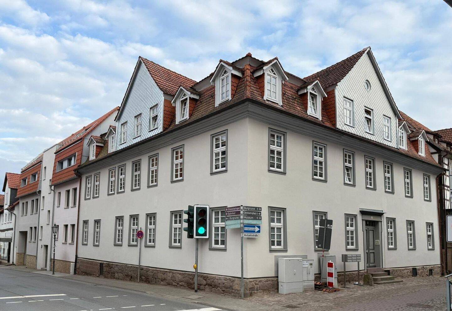 Charmante 3-Zimmer-Wohnung im denkmalgeschützten Fachwerkhaus (ca. 1800) zu vermieten, 34393 Grebenstein