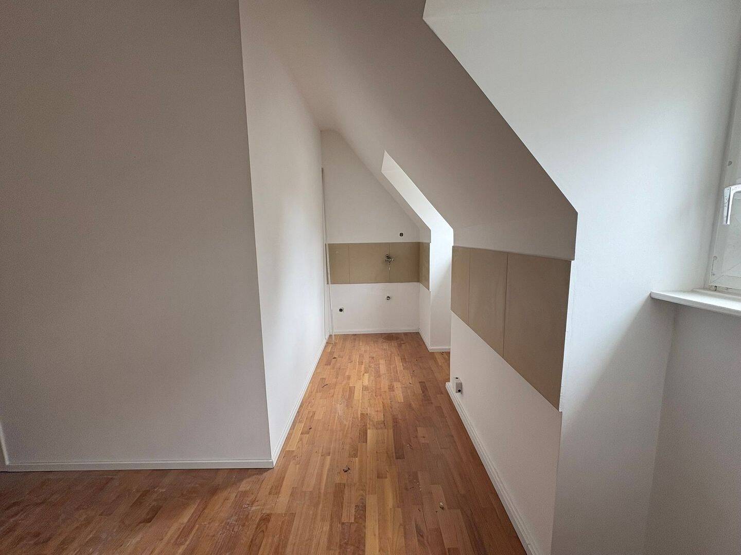 Attraktive 3 ZKB Altbauwohnung mit Altbaucharme in Koblenz Asterstein, 56077 Koblenz