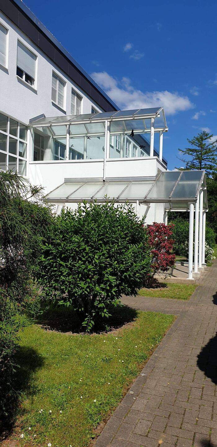 2-Zimmer Eigentumswohnung in schöner mediterraner Wohnanlage – Tiefgarage  und Einbauküche inklusive, 38126 Braunschweig (Braunschweig Lindenbergsiedlung Mascherode Rautheim Südstadt)