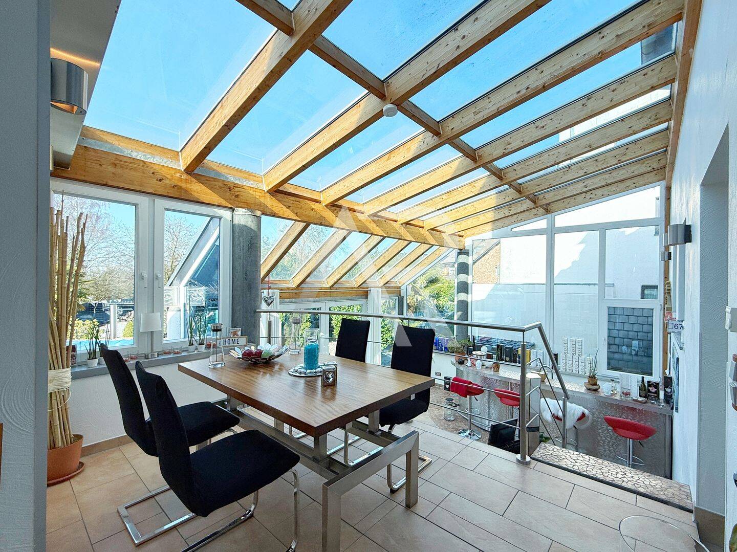 Exklusive EG – Wohnung mit Wintergarten, Wellnessbereich & mediterranem Garten in Aachen-Brand!