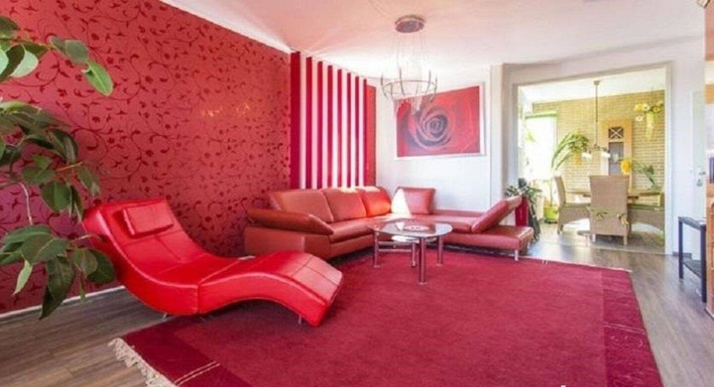 Exklusive 4-Zimmer-Wohnung mit großzügigem Wohnkomfort in Reutlingen, 72762 Reutlingen