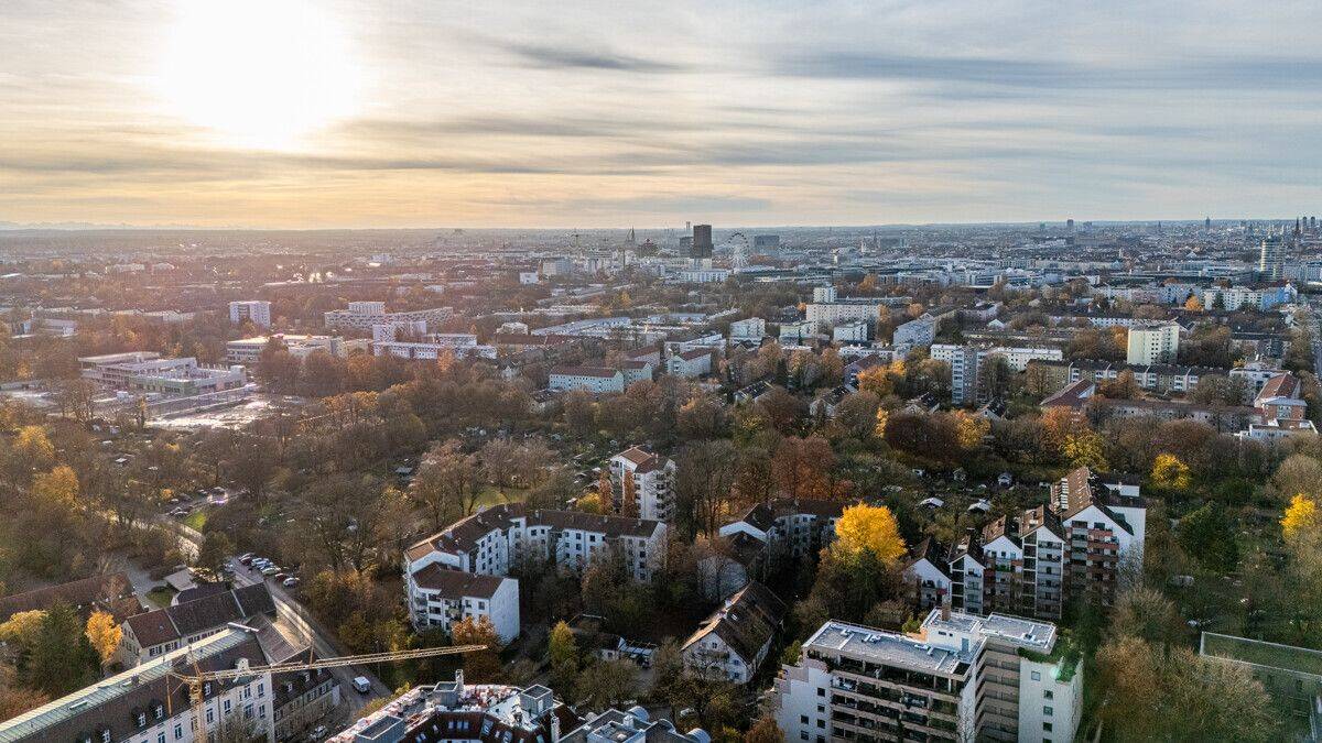 Viel Raum zum Leben – Großzügige 4-Zimmer-Wohnung, 81673 München (Berg am Laim)