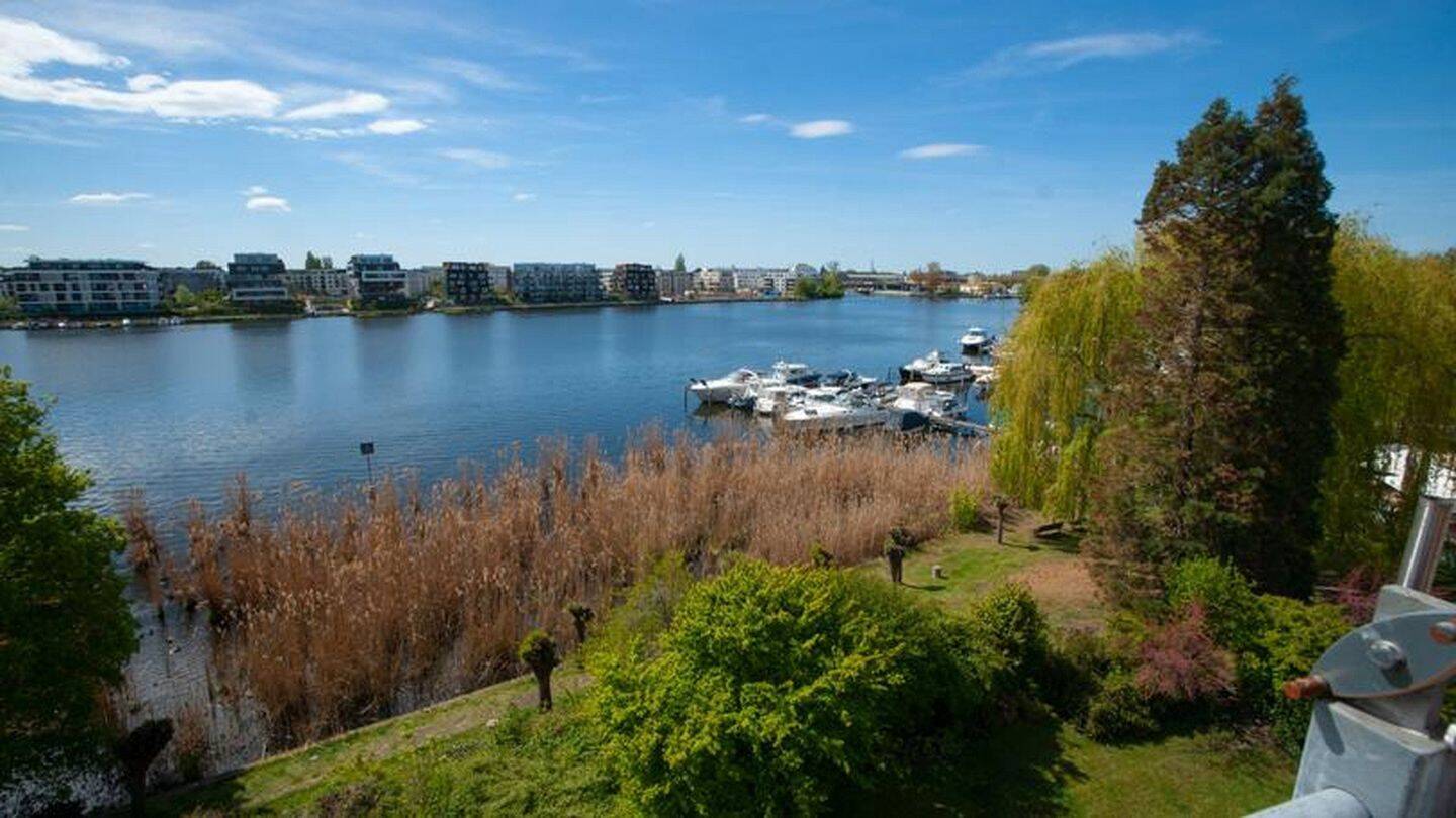 Penthouse der Extraklasse am Wasser – Ihr persönlicher Rückzugsort über den Dächern von Köpenick, 12557 Berlin (Treptow-Köpenick)
