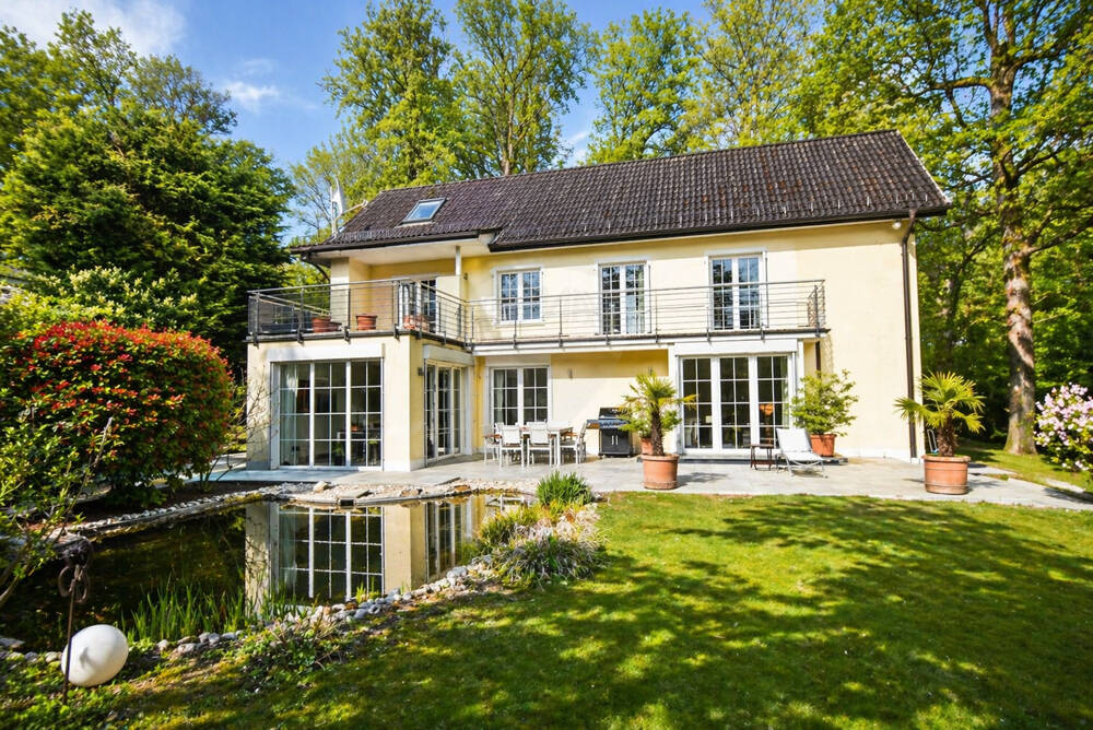 Charmantes Einfamilienhaus mit großzügigen Terrassen und viel Platz für die Familie, 61350 Bad Homburg v.d. Höhe