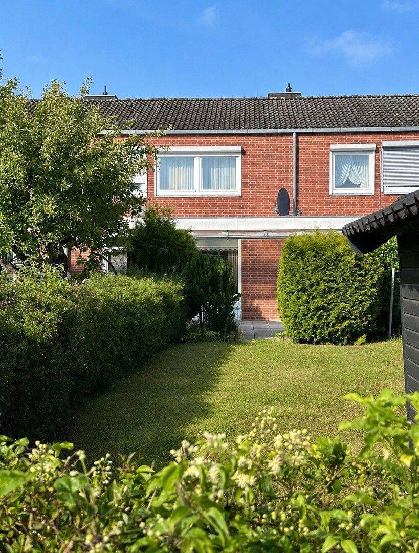 Reihenhaus mit Garten in Wakenitznähe – Provisionsfrei, 23564 Lübeck (Sankt Gertrud Sankt Jürgen)