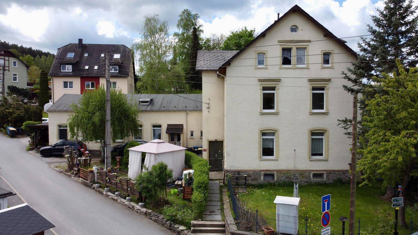 Mehrfamilienhaus mit 6 Wohneinheiten und großem Grundstück – Anlageobjekt in Burkhardtsdorf, 9235 Burkhardtsdorf